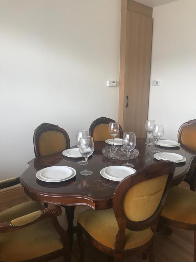 Apple Tree Cottage Rooskey 外观 照片