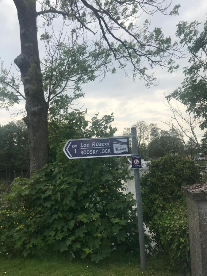 Apple Tree Cottage Rooskey 外观 照片