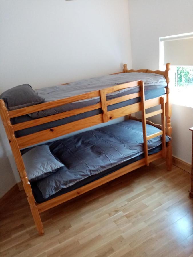 Apple Tree Cottage Rooskey 外观 照片