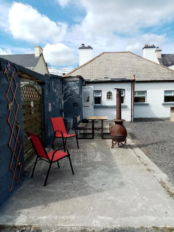 Apple Tree Cottage Rooskey 外观 照片